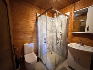 Shower, hair dryer, bathrobes, towels - Seker Bungalov (Kemer)