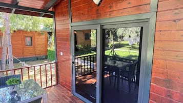 Luxury Triple Room, Mountain View | Egyptian cotton sheets, premium bedding, minibar, individually decorated