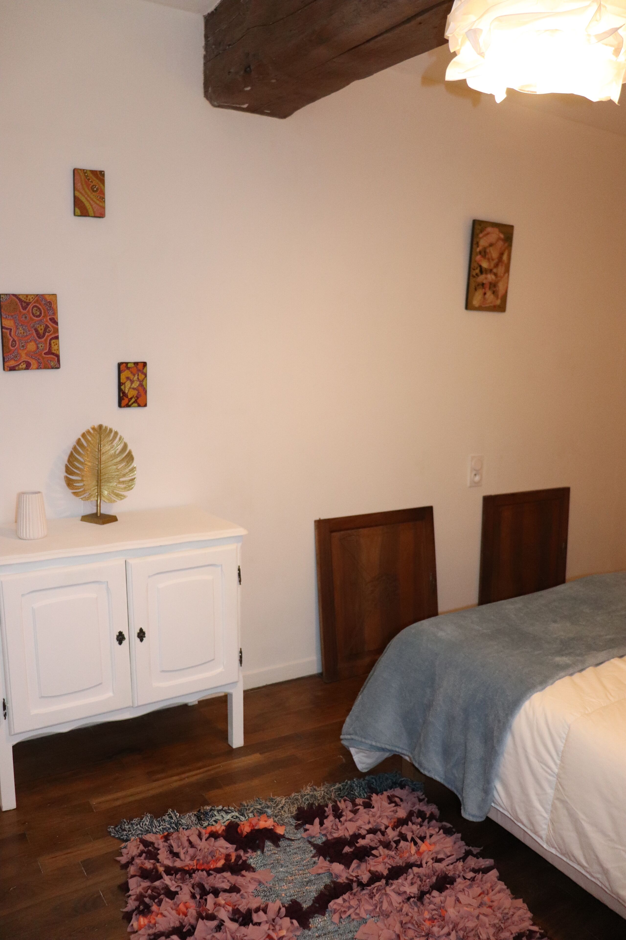 Charm and Nature - Bedroom in a mud house in the Pays de Brocéliande