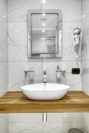 مجففات شعر، مناشف