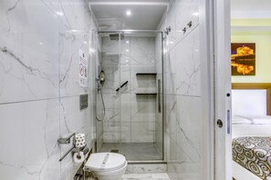 Hårtørrer, håndklæder, Toiletpapir