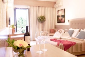 Estudio superior | Caja de seguridad en la habitación, insonorización y cunas gratuitas