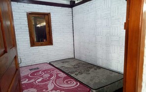 2 bedrooms, desk, wheelchair access - Abimayu Piyungan Homestay Syariah (Srimulyo)