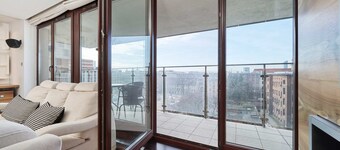 Walońska 7 Wrocław | Stylish Apartment with a View of Wrocław | Parking & Air Co