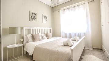 Grand Apartment | 3 bedrooms, blackout curtains, soundproofing, iron/ironing board