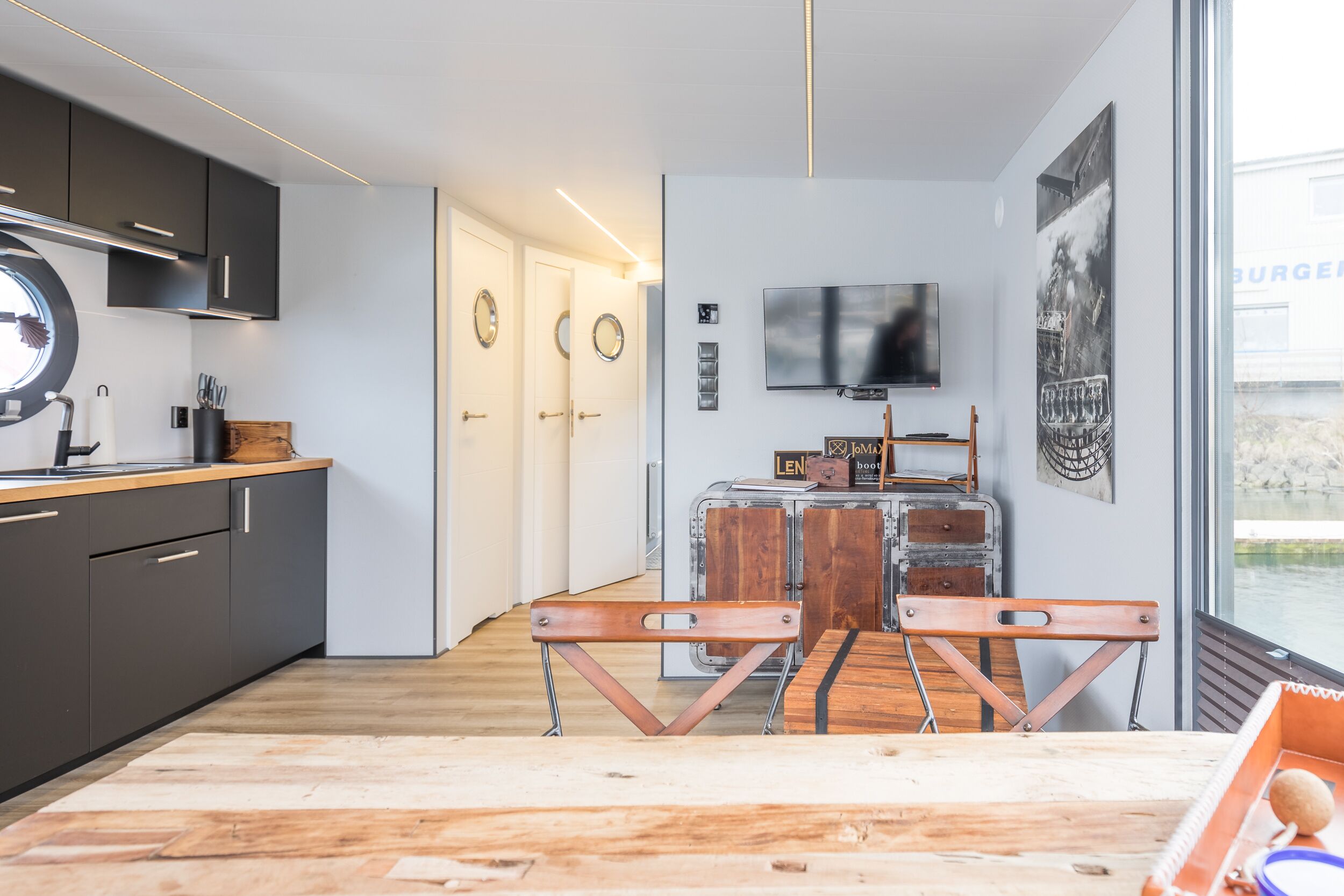 Apartment Hausboot Leni in Flensburg for up to 4 people