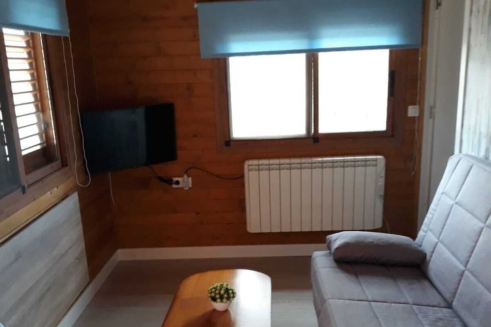 Wooden cabin for 2 people in the Sierra del Segura