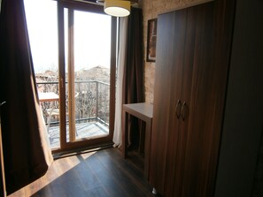 Panoramic Room | Egyptian cotton sheets, premium bedding, minibar, in-room safe - Nos Hotel (Istanbul)