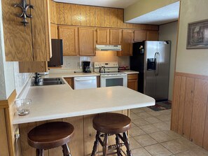 Oven, stovetop, dishwasher, toaster