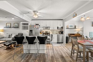 Fridge, microwave, oven, stovetop - DL403 Tranquility Shore by First Flight Rentals (Nags Head)