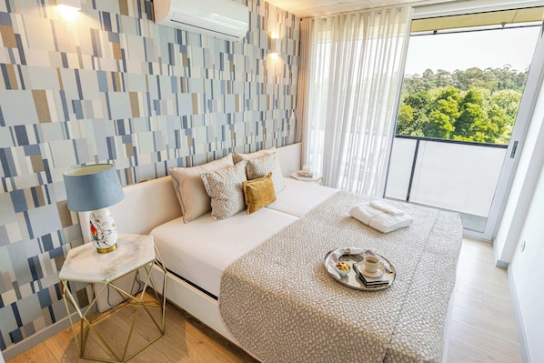 3 bedrooms, iron/ironing board, travel crib, WiFi
