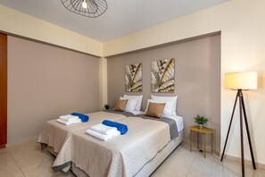 5 habitaciones, tabla de planchar con plancha y wifi gratis 