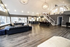 Interior - A Luxury Family Mill Creek Lake Retreat (Marshall)