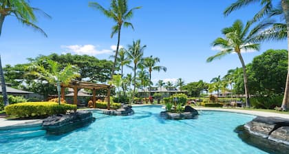 Luxury Condo at Golf Villas J23, Upgraded Appliances, Soaking Tub and BBQ