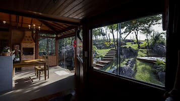 Casa dos Ipes | Yksityinen keittiö | Jääkaappi, uuni, liesi, leivänpaahdin