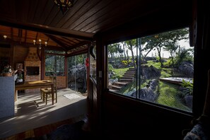 Casa dos Ipes | Eget kjøkken | Kjøleskap, ovn, kokeplater og brødrister