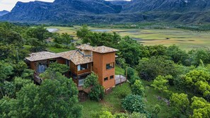 Casa dos Ipes | Exterior