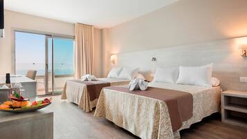 Minibar, desk, free WiFi, bed sheets