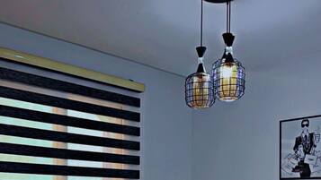 2 habitaciones, tabla de planchar con plancha y wifi gratis