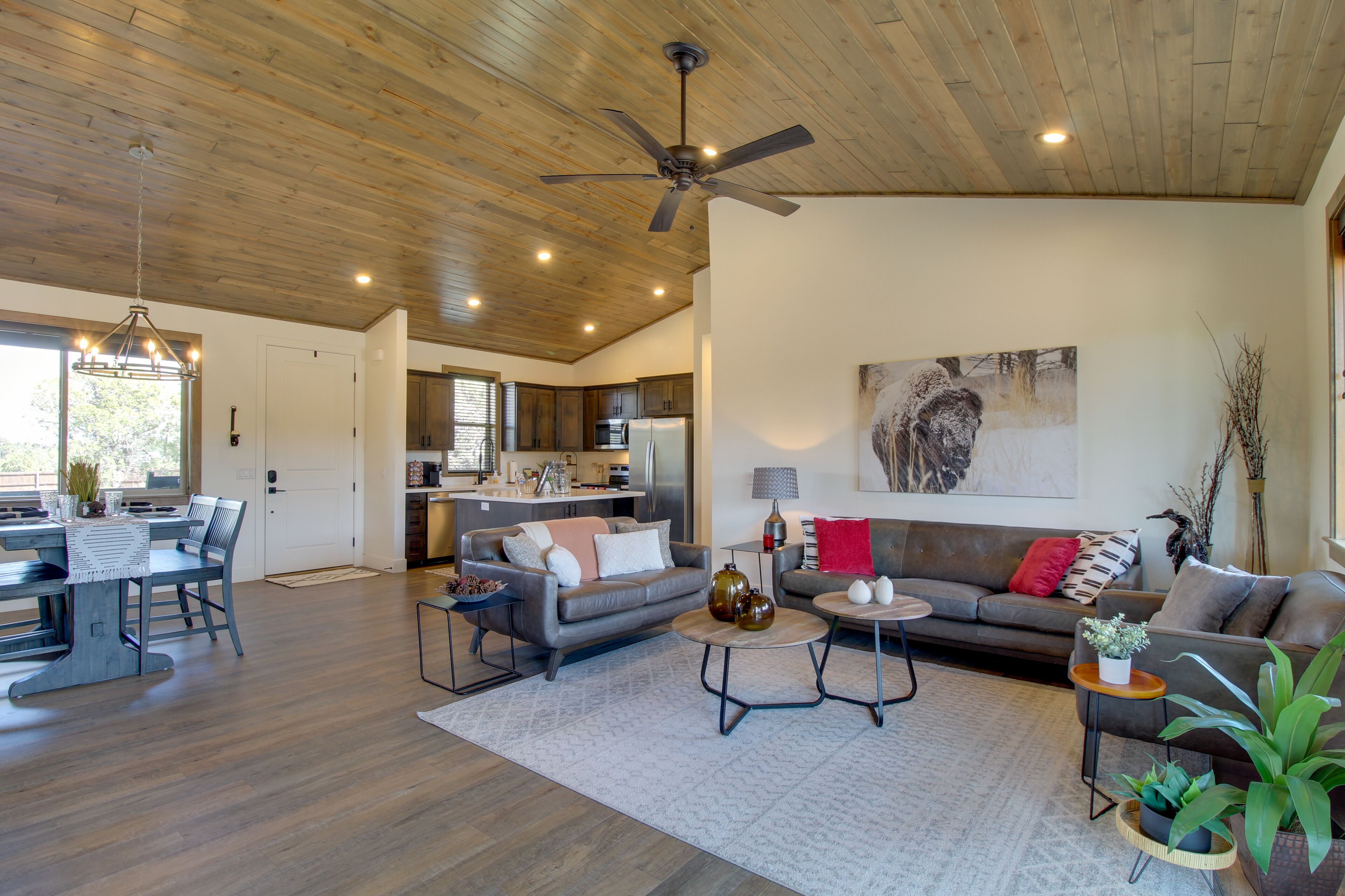 2021 Build: Bison Cabin Near Golfing & Hiking!