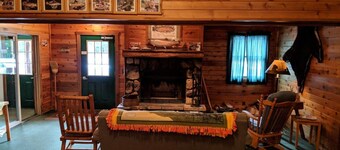 Pere Marquette Lodge