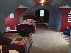 5 bedrooms