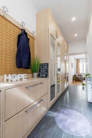 Exclusief appartement | Woonruimte | Televisie