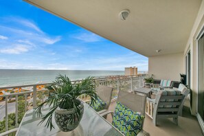 Property grounds - BEAUTIFUL STERLING SHORES GULF FRONT CONDO! (Destin)