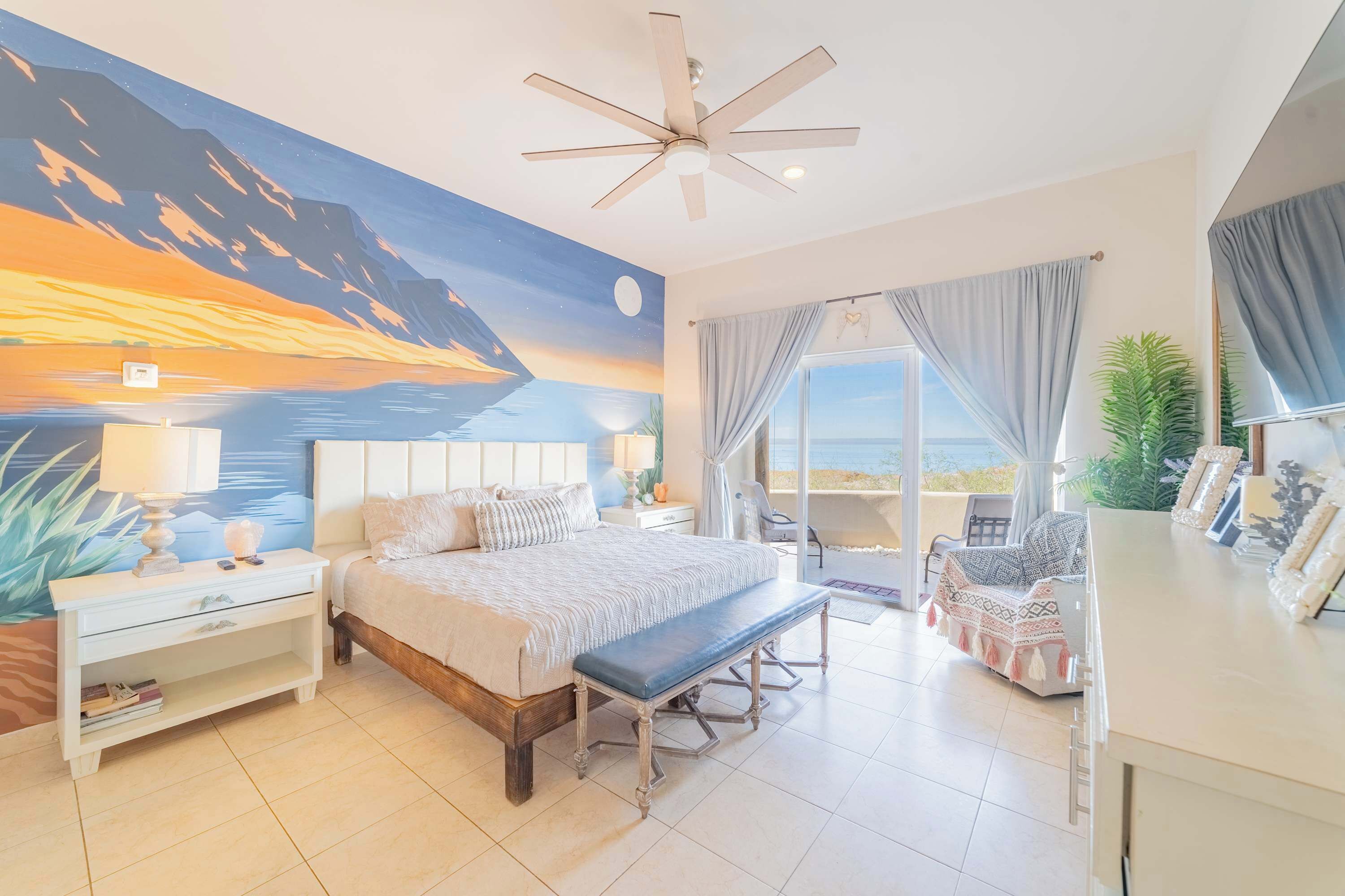 3 slaapkamers, een laptopwerkplek, gratis wifi, beddengoed