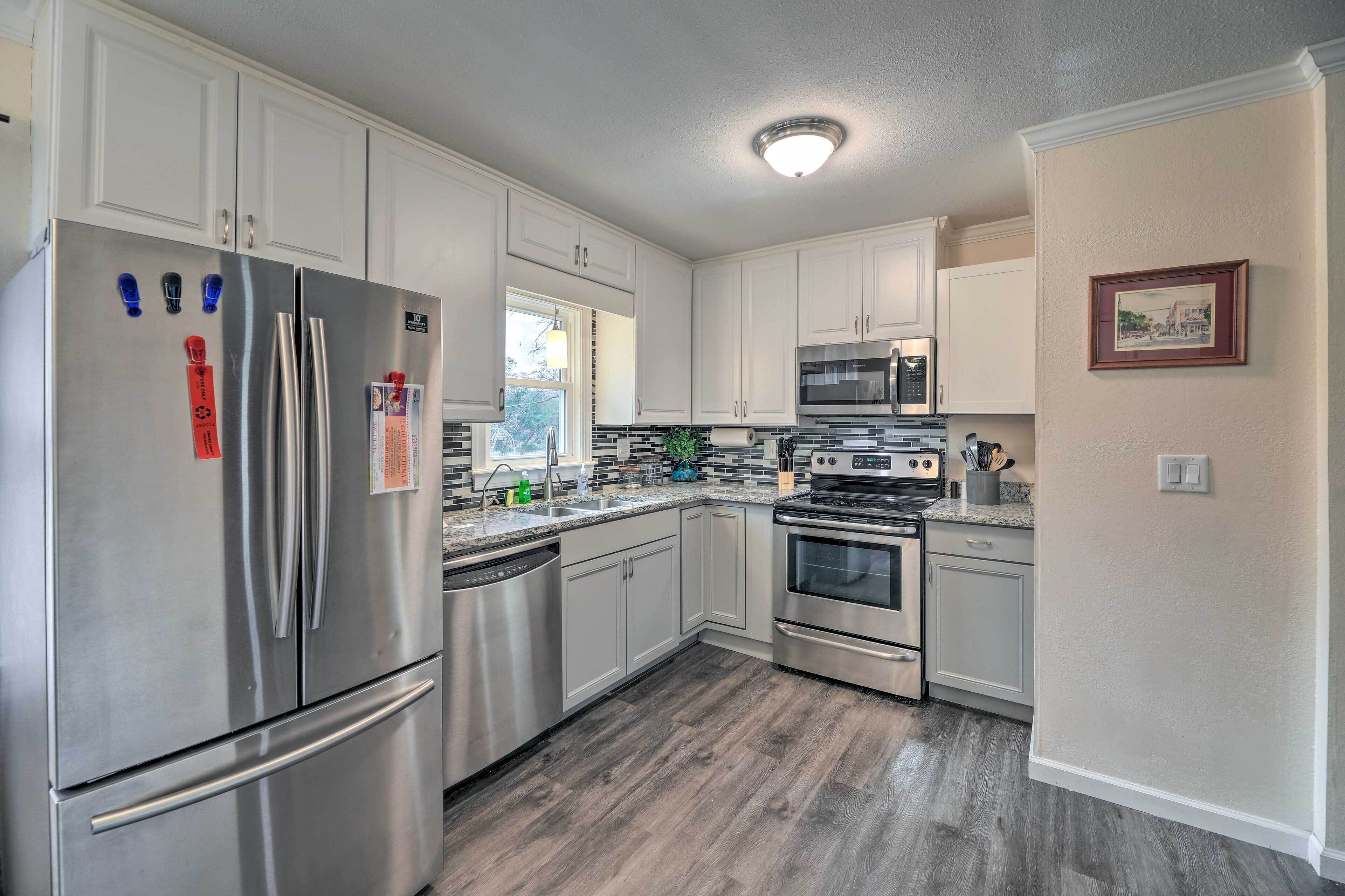 Dog-Friendly House w/ Yard: Near Boat Launch!