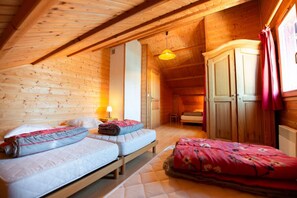 3 habitaciones, tabla de planchar con plancha y wifi gratis 