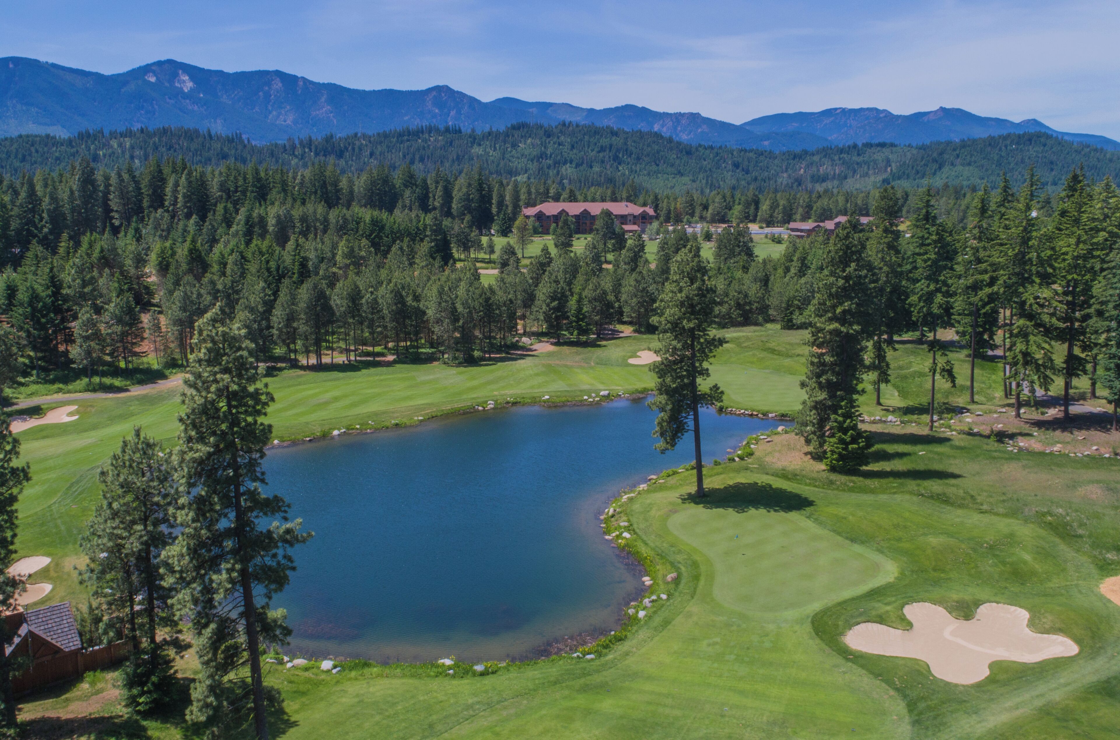 Golf - Four Master Suites!*Hot tub*On the Golf Range - Great Value (Cle Elum)