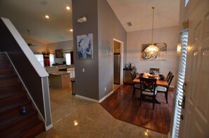 Dining - LAKESIDE VILLA, large remodelled 6 Bed villa overlooking a lake, total luxury (Davenport)
