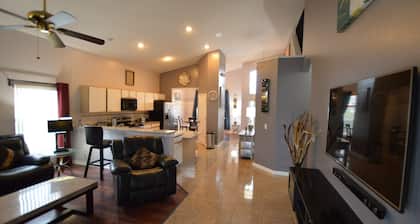 LAKESIDE VILLA, large remodelled 6 Bed villa overlooking a lake, total luxury