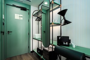 Unclassified image, 3 of 45, button - Akeah Hotel Gran Via (Madrid)