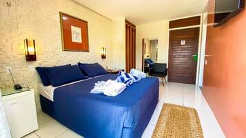 Minibar, lydisolert, wi-fi (inkludert) og sengetøy