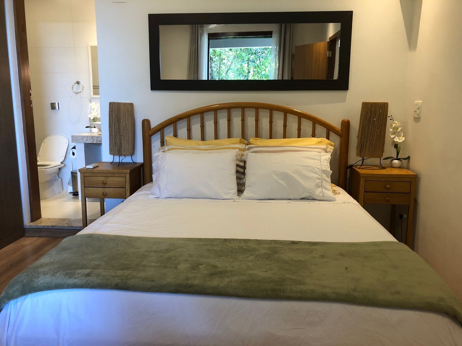 Individually decorated, individually furnished, laptop workspace