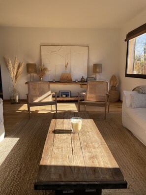 Interior - WOODEN HOUSE TYPICAL OF THE BASIN (Lège-Cap-Ferret)