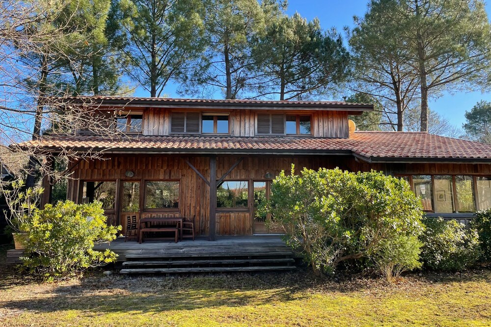 TYPICAL WOODEN HOUSE OF THE BASIN