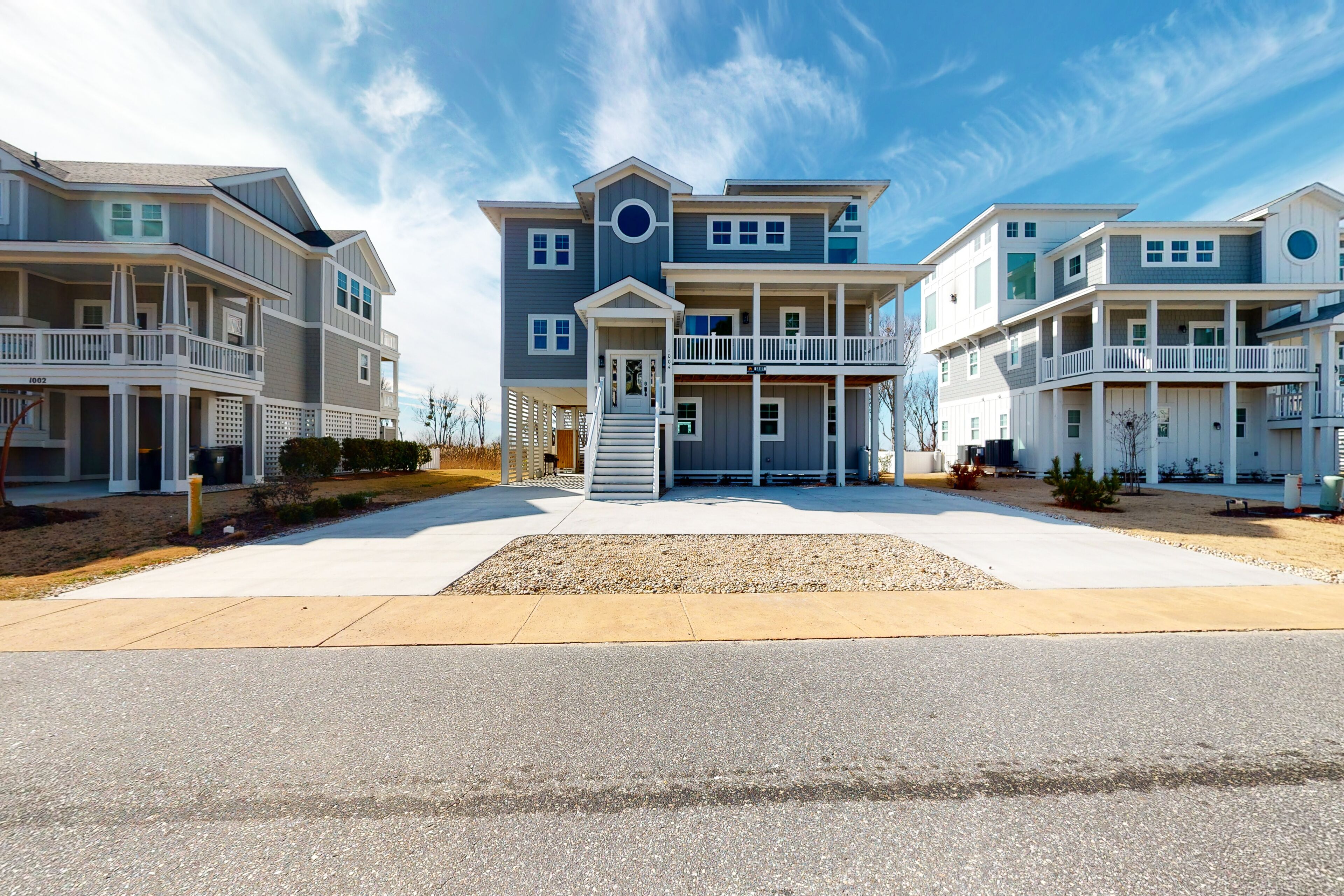 Waterfront home with private pool & hot tub - in-home elevator & pool table