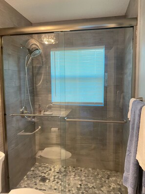 Shower, hair dryer, towels, soap - Myakka River (Venice)