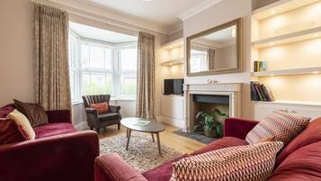 TV, DVD player, offices