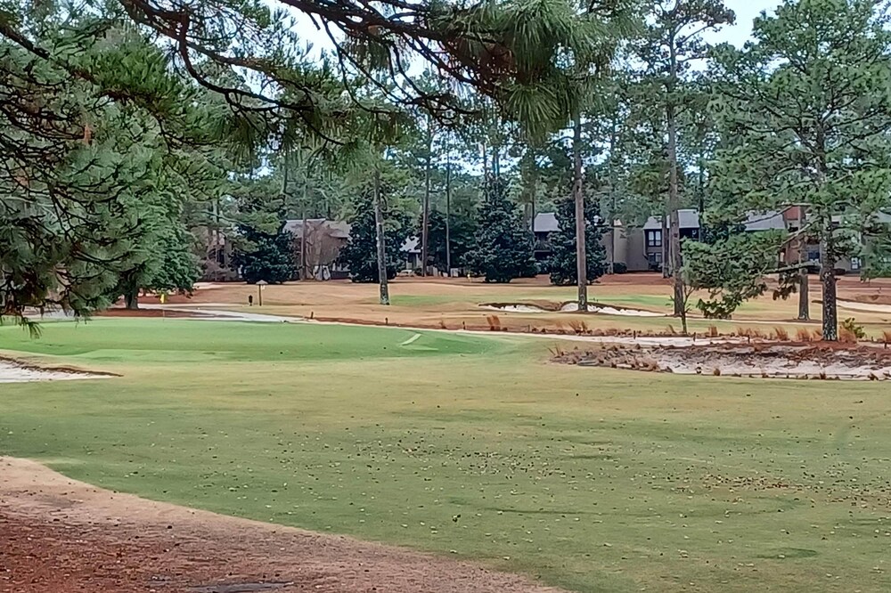 Golf Terrace 205 – a skip and a hop to Pinehurst Clubhouse