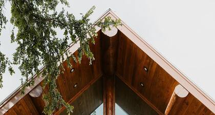 Log Cabin sleeps-6, Pool/Outdoor Entertainment Area with a veiw