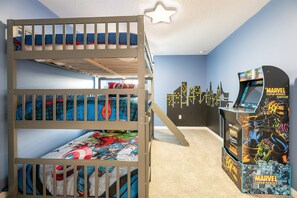 9 chambres, fer et planche à repasser, lit parapluie, Wi-Fi gratuit