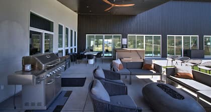 Modern Home w/ Indoor Pool/Slide, Indoor Sports Court, 1.5 Acres, Sleeps 40