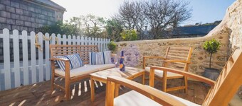 The Loft House - a beautiful 3 storey cottage