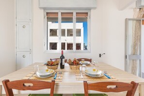 Dining - Appartamento Iris by BarbarHouse (Torre Lapillo)