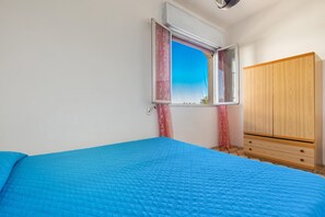 3 slaapkamers, een strijkplank/strijkijzer