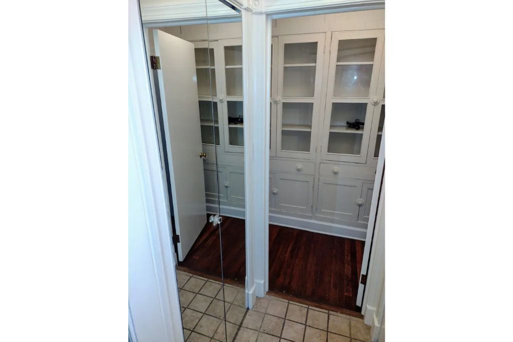 The frost is on the pumpkin, but it's toasty and warm in The Heart of the Hills!